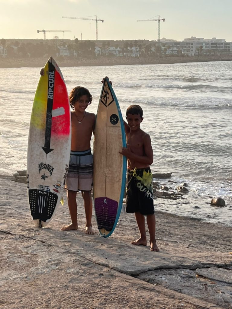 Photo de surf, Wave School Dar Bouazza
